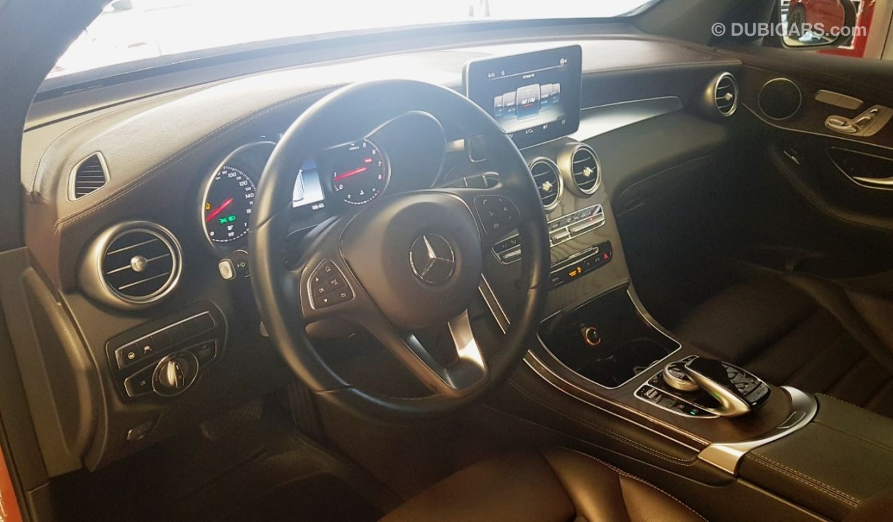 مرسيدس بنز GLC 300 MERCEDES BENZ GLC -350 -54000 KM