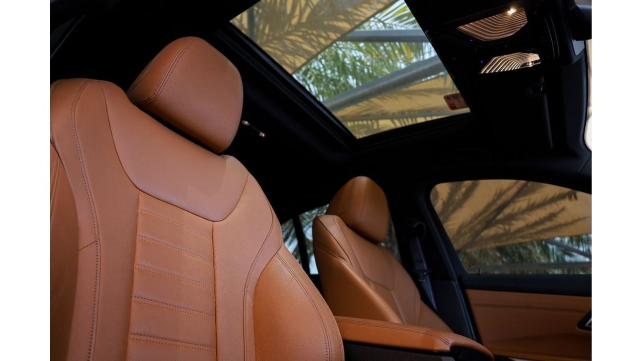 بي أم دبليو 330i M سبورت