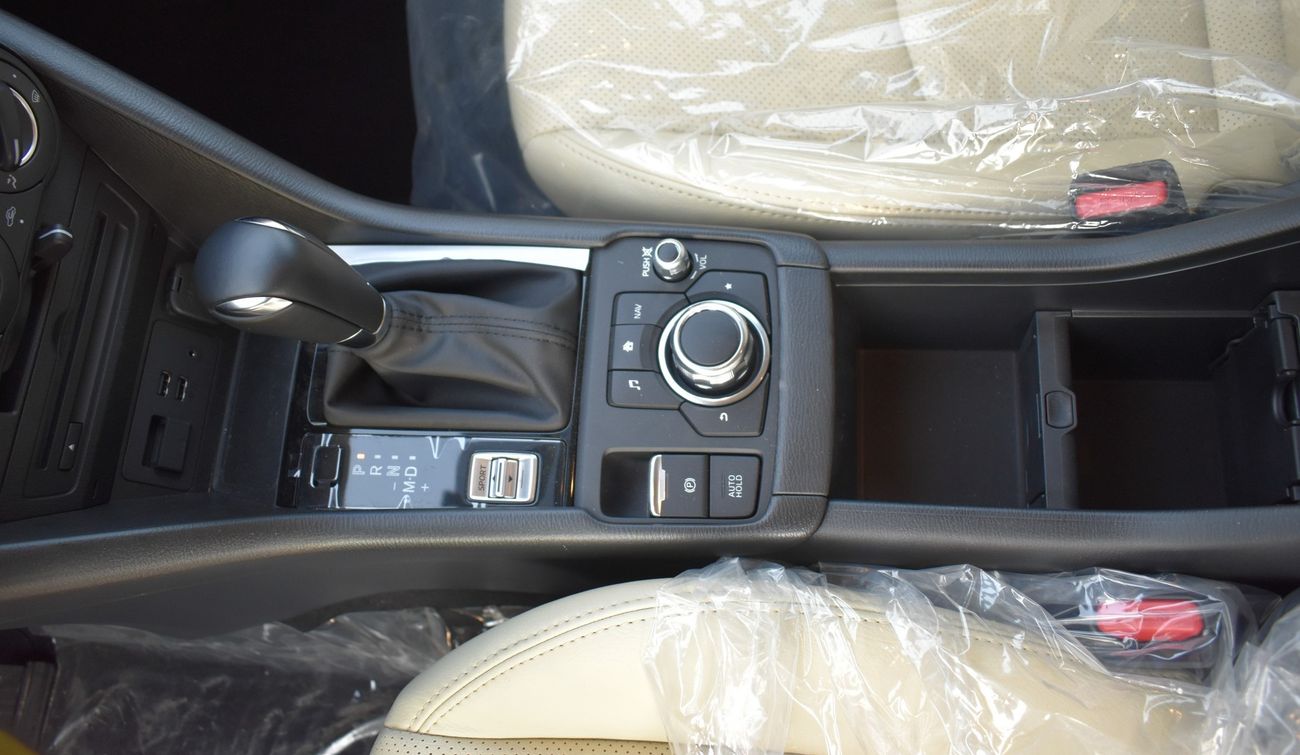 مازدا CX3 MID OPTION - AWD - GREY - FREE 1 YEAR INSURANCE+REG & 3 YEARS SERVICE+WARRANTY - T&C Apply