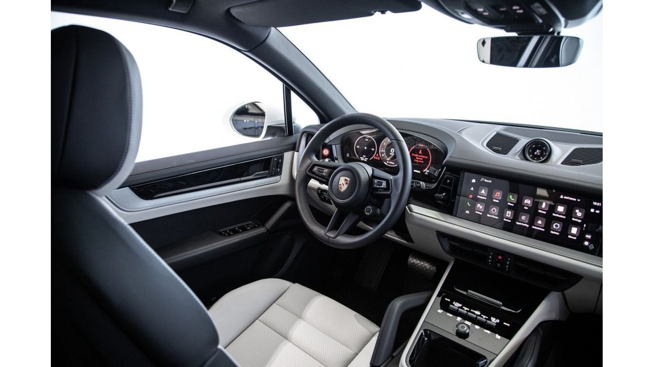 Porsche Cayenne WARRANTY OCT 2025