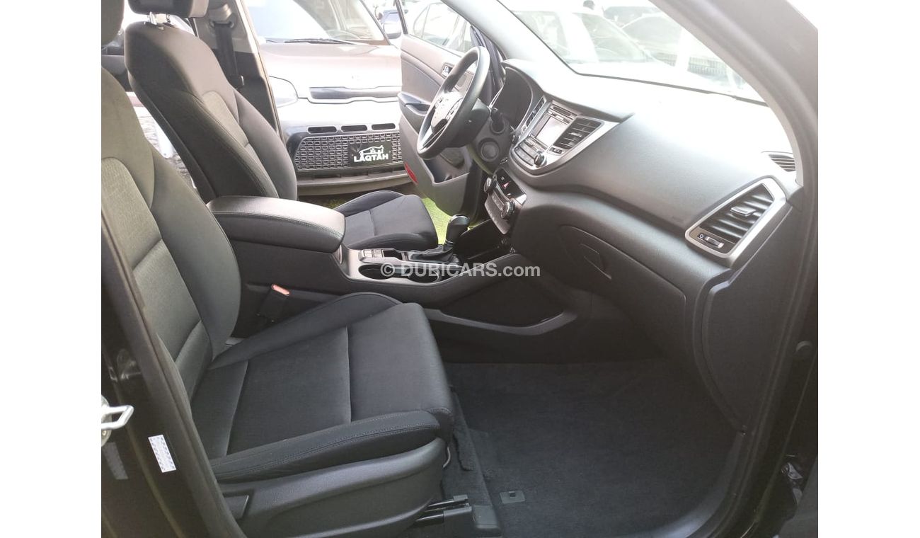 هيونداي توسون 1600 سى سى تربوموديل 2016 بصمة مثبت سرعة تحكم رنجات حساسات بحالة ممتازة