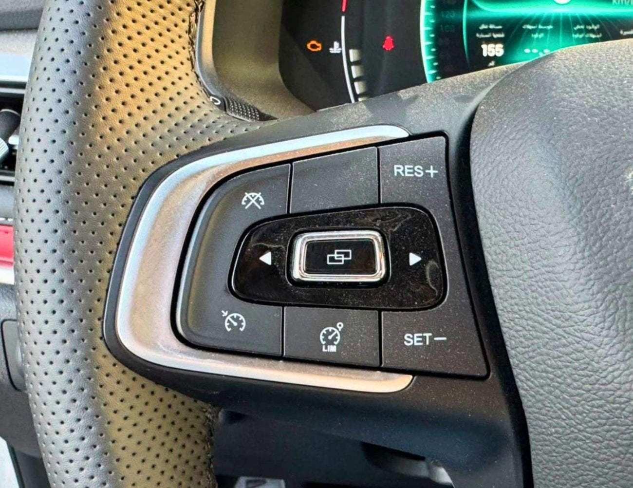 Chery Tiggo 7 LUXURY 1.5L PETROL V4 || LEATHER SEATS / BIG DVD+CAMERA / REAR PARKING SENSOR (CODE # TG7CSTDO)