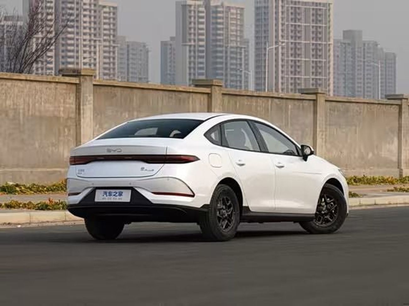 بي واي دي كين بلاس BYD QIN PLUS DMI 55KM