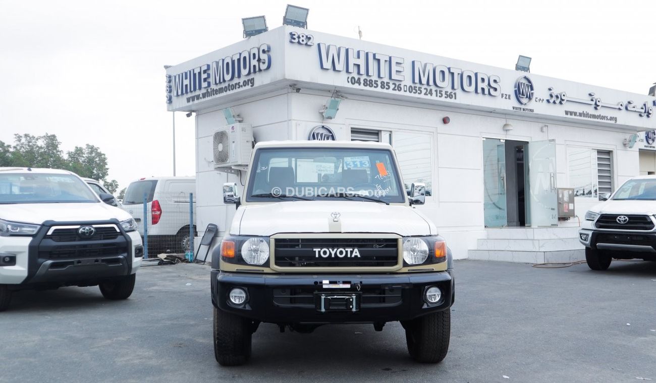 Toyota Land Cruiser Pick Up LX V6 4WD