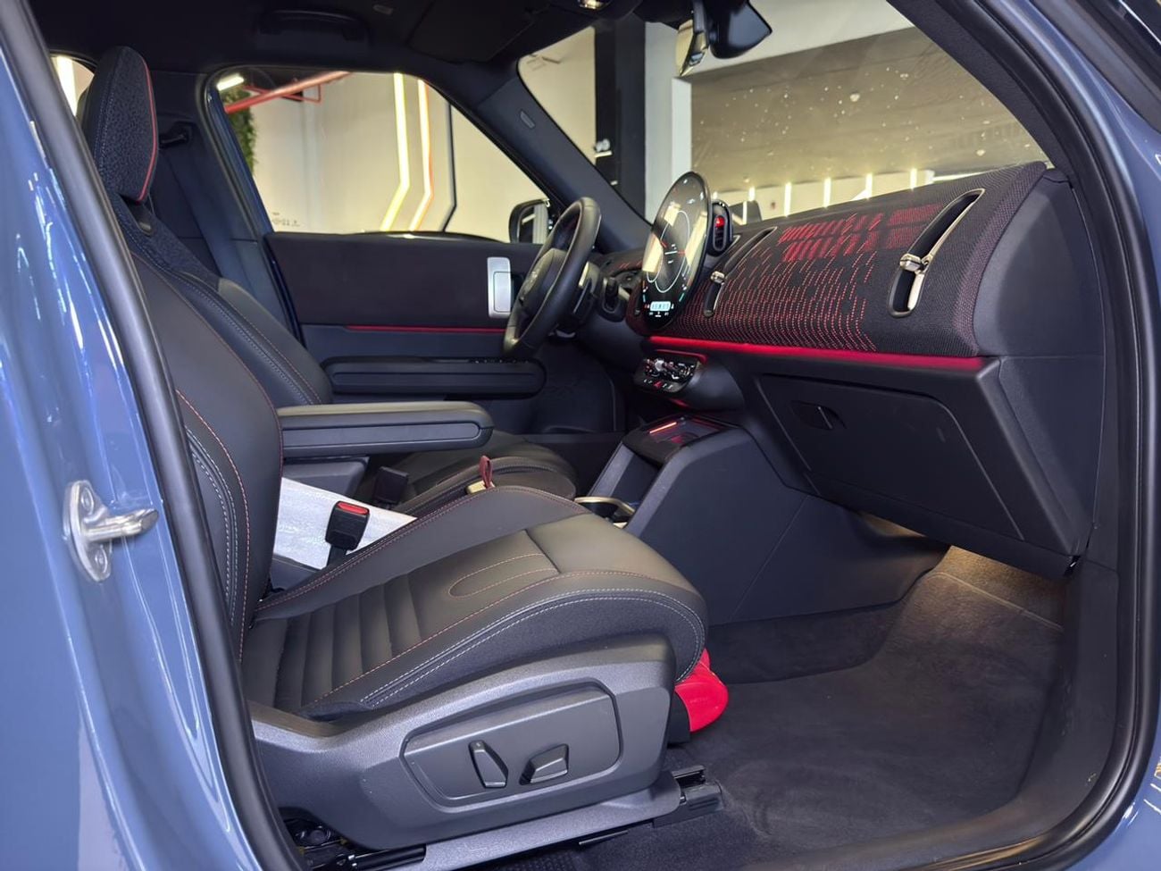 Mini Cooper Countryman 2025 MINI Countryman John Cooper Works - GCC Specs - Dealer Warranty and Service Contract