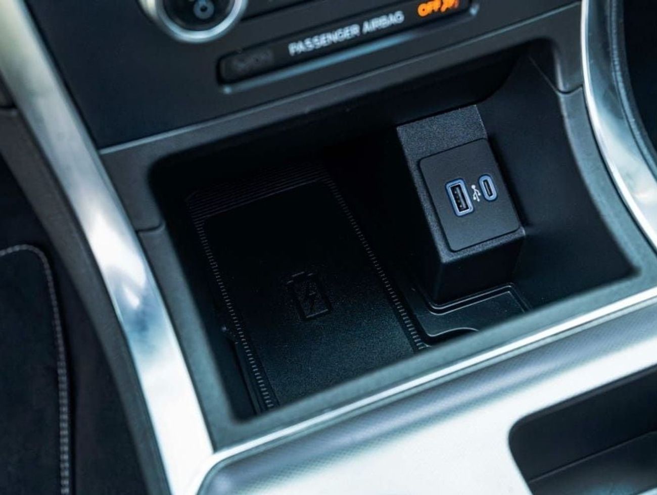 Ford Edge ST 2.7T V6 AED 2,359 PM • EDGE ST • ONLY 12,500 KM • 2.7L TURBO V6 • FORD WARRANTY + SERVICE CONTRACT T