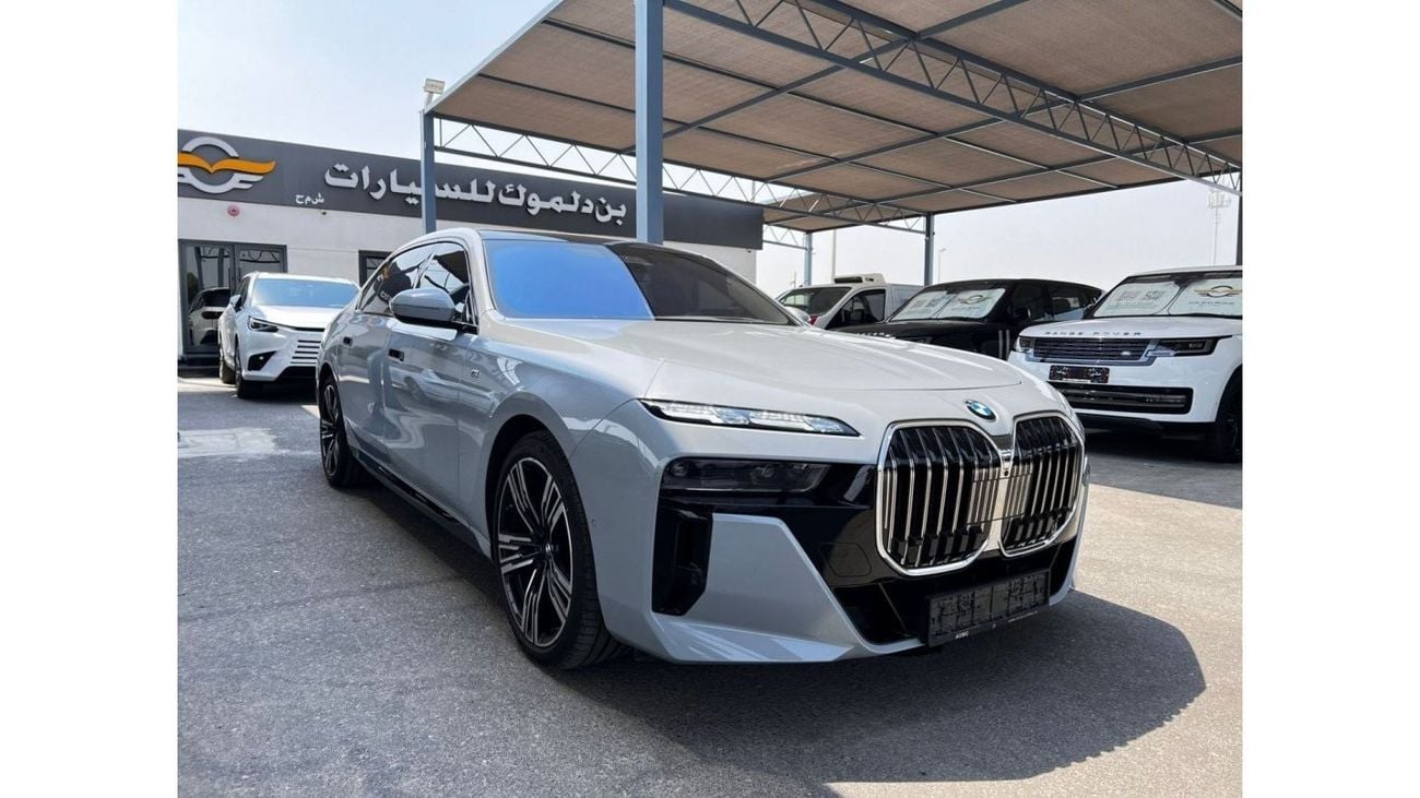 BMW 740Li M Sport BMW 740i