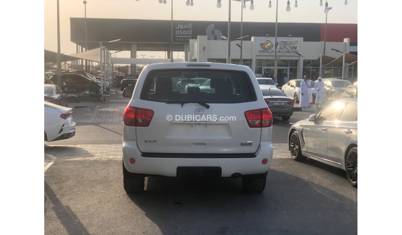 Toyota Sequoia EXR Model 2015 GCC CAR PREFECT CONDITION INSIDE AND OUTSIDE