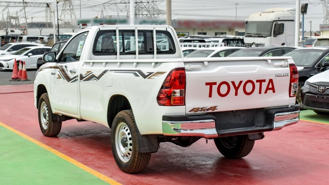 Toyota Hilux 2.7L Single Cabin M/T 4WD