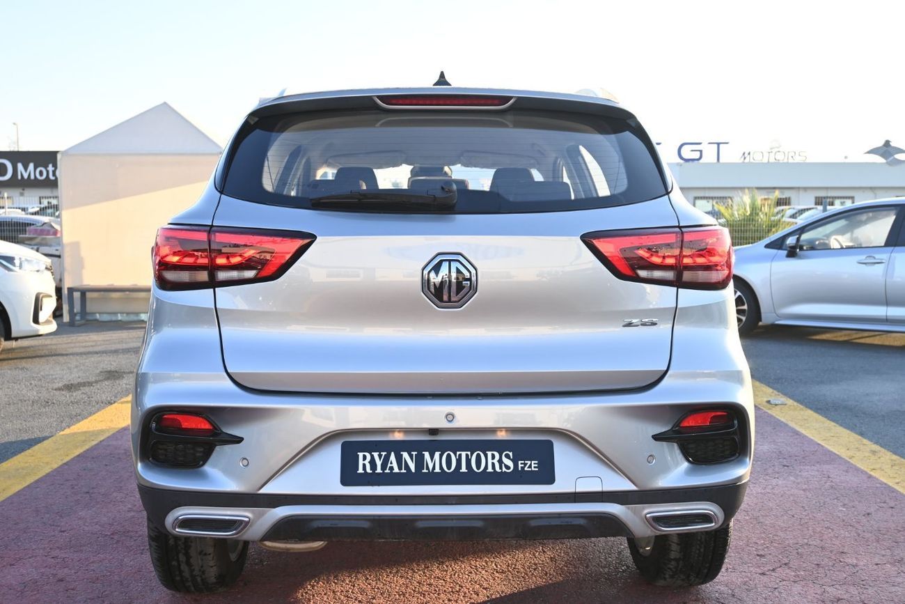 MG ZS MG ZS Comfort 1.5L Petrol Color Silver Model 2025