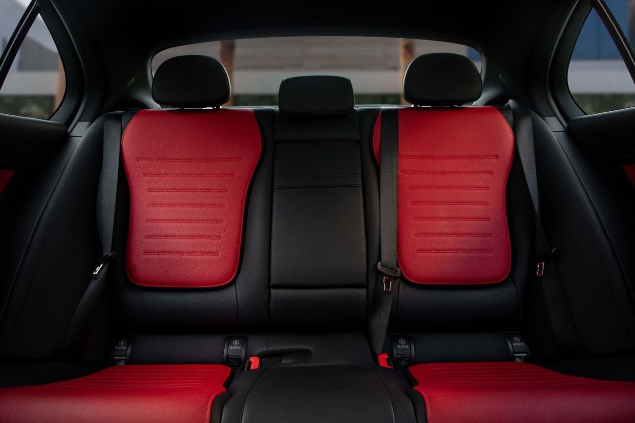 Mercedes-Benz C 200 C200 | 3,917 P.M  | 0% Downpayment | Agency Warranty!