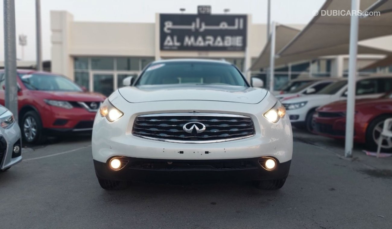 Infiniti FX50 Very clean