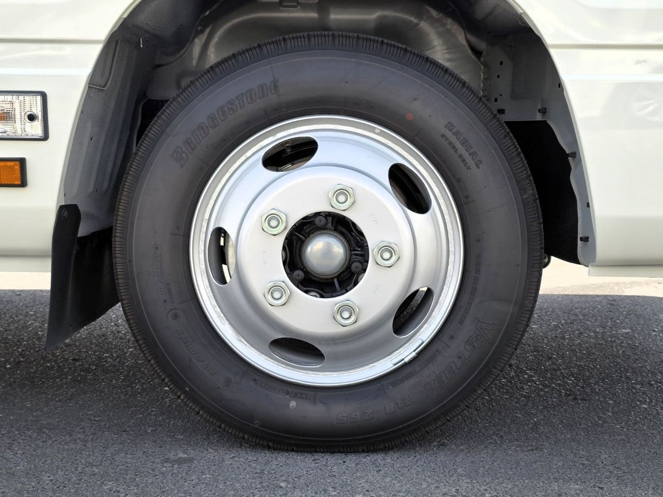 Toyota Coaster TOYOTA COASTER PETROL 2.7 MT - AUTO DOOR - 23 SEATER - 2025 MODEL - WHITE -