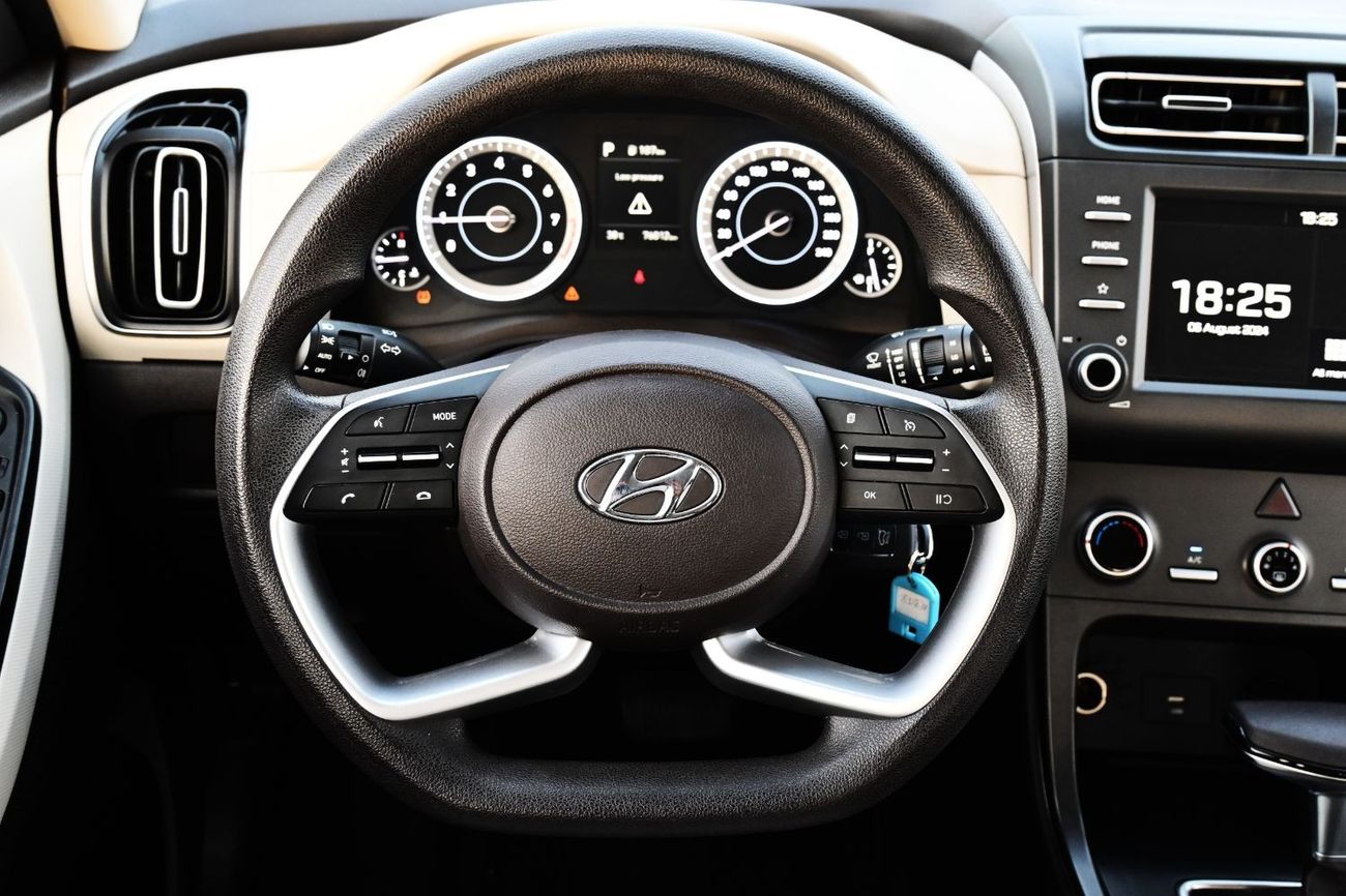 Hyundai Creta Base Hyundai Creta 2022 GCC in excellent condition, inside and out