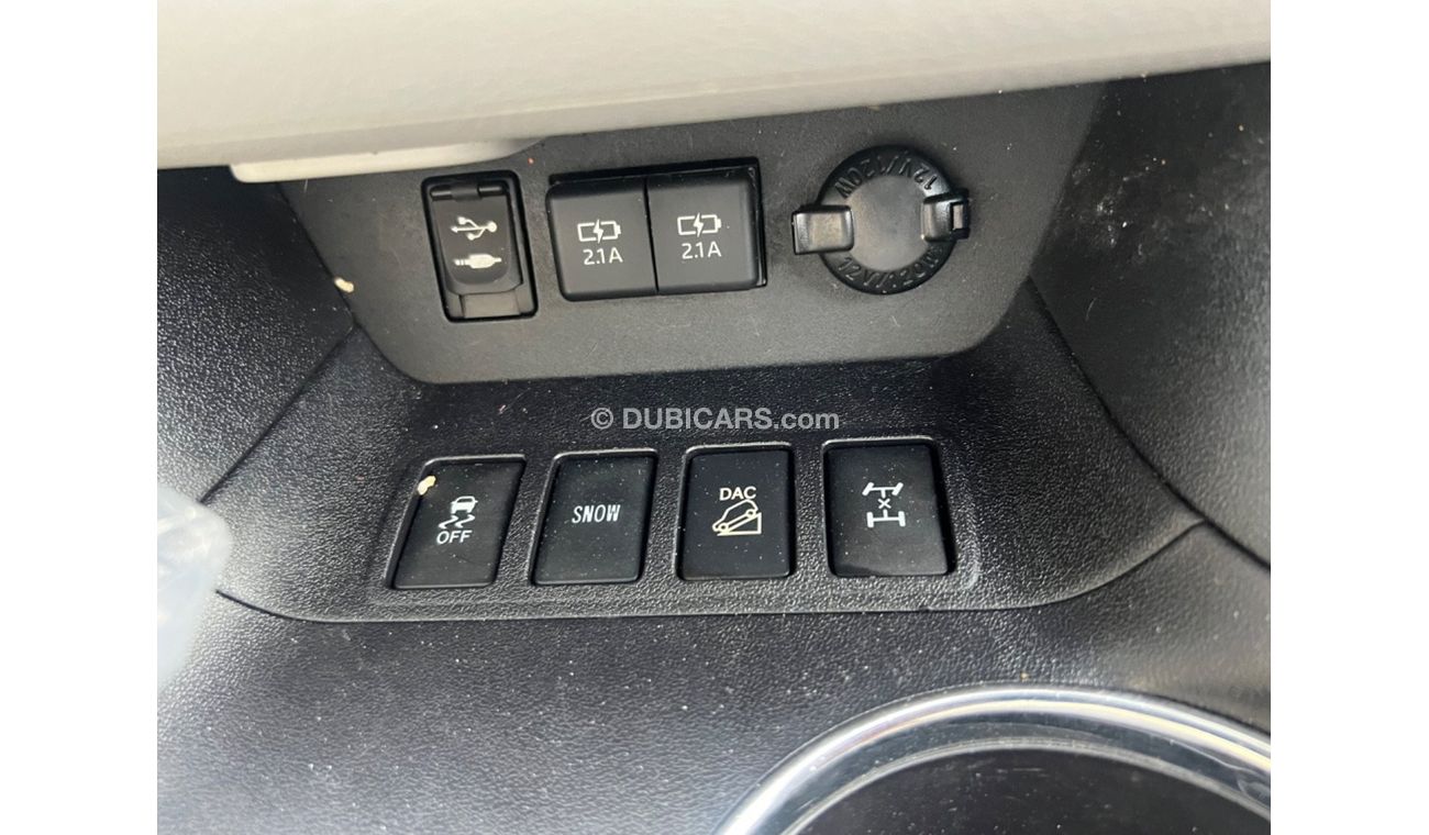 Toyota Highlander 2019 LE AWD 3.5L - 4x4 USA IMPORTED