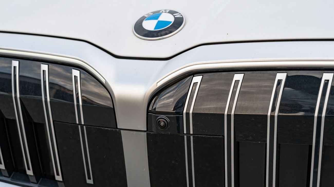 بي أم دبليو 525 2026 | BMW 5 SERIES 525LI M SPORT [ EXPORT ONLY ]