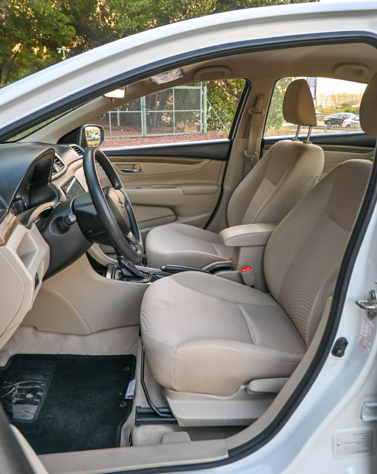 سوزوكي سياز Suzuki Ciaz 2023, Gulf specifications, basic option, in excellent condition