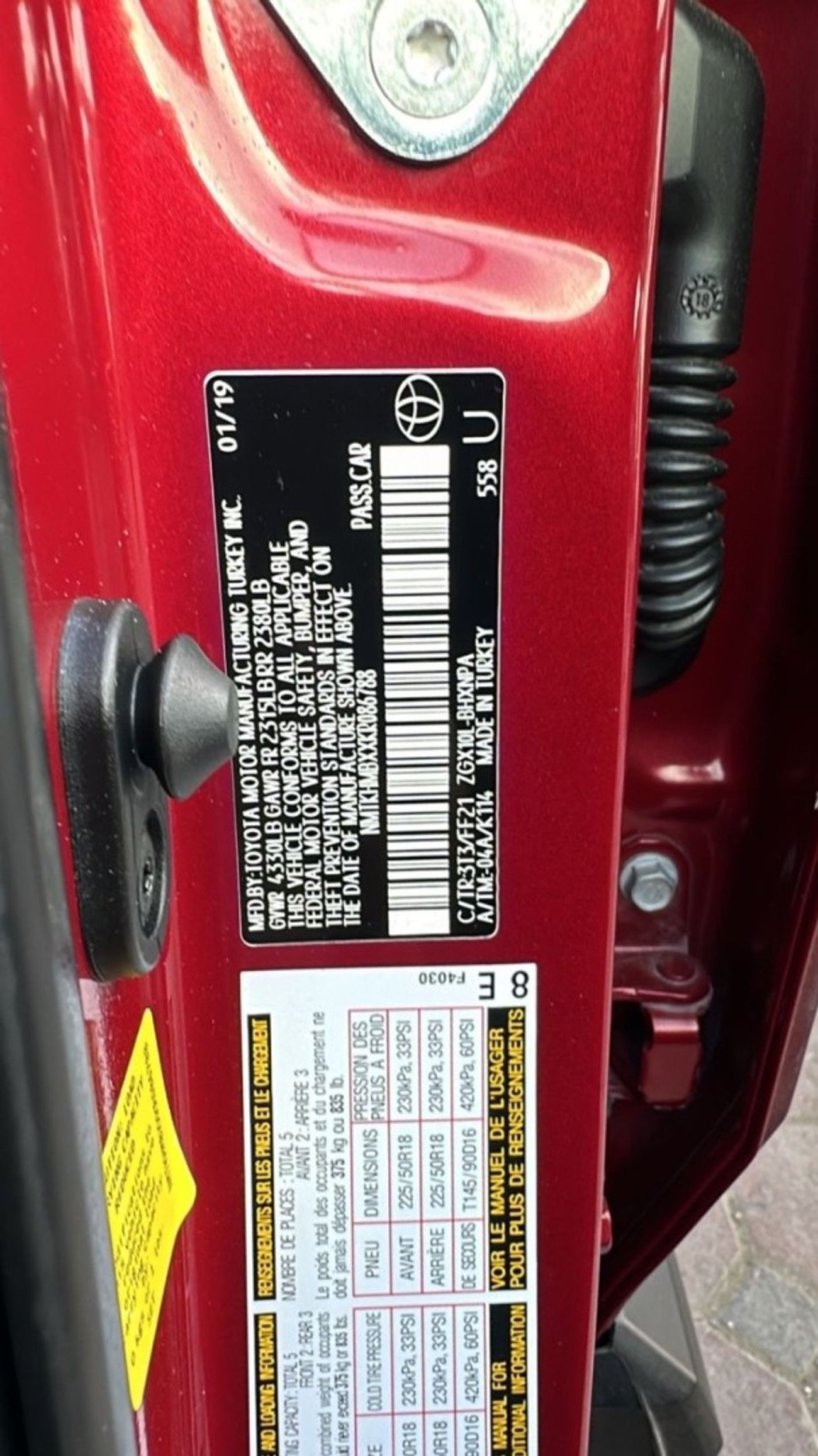 Toyota CHR 2019 LIMITED PUSH START FULL OPTION 2.0L US SPEC