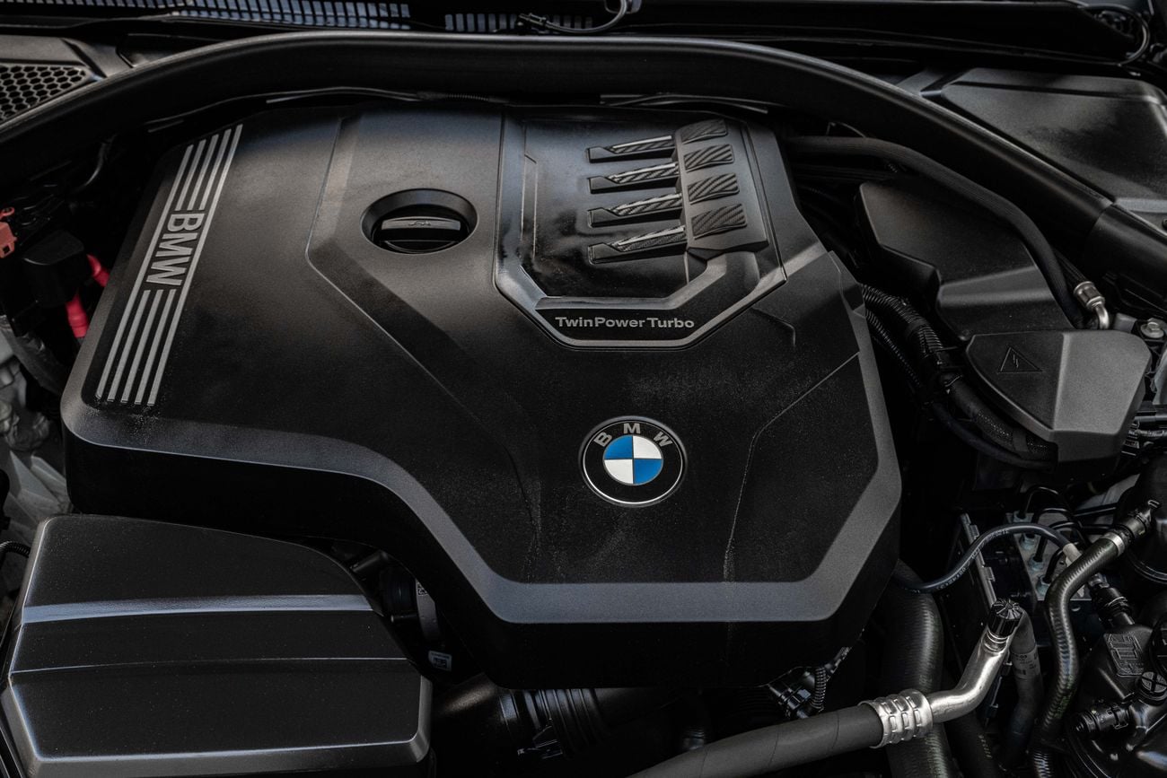 بي أم دبليو 330i 330i M-Sport | 2,546 P.M | 0% Downpayment | BMW Service History | Low Kms!