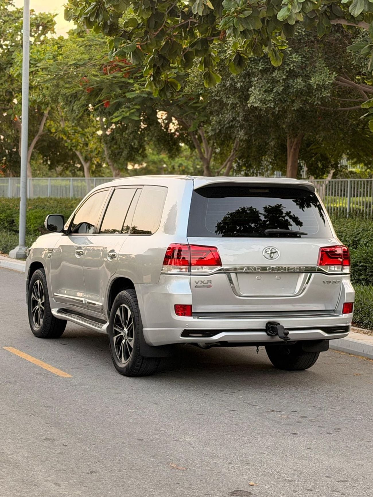 Toyota Land Cruiser VXR