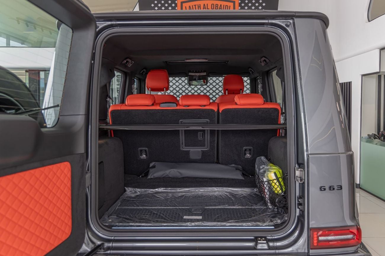 Mercedes-Benz G 63 AMG Double Night Pack|Fully Loaded|2026 Fully Cardbon Fiber |Gargash Auto Warranty PERFOMANCE PACKAGE