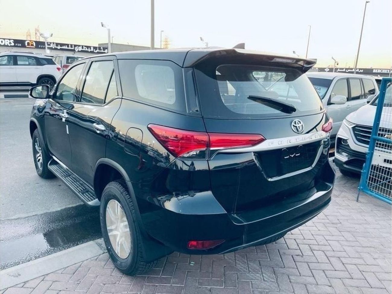 Toyota Fortuner TOYOTA FORTUNER 2.7L 4WD 2023 MODEL EXPORT PRICE 112000 AED