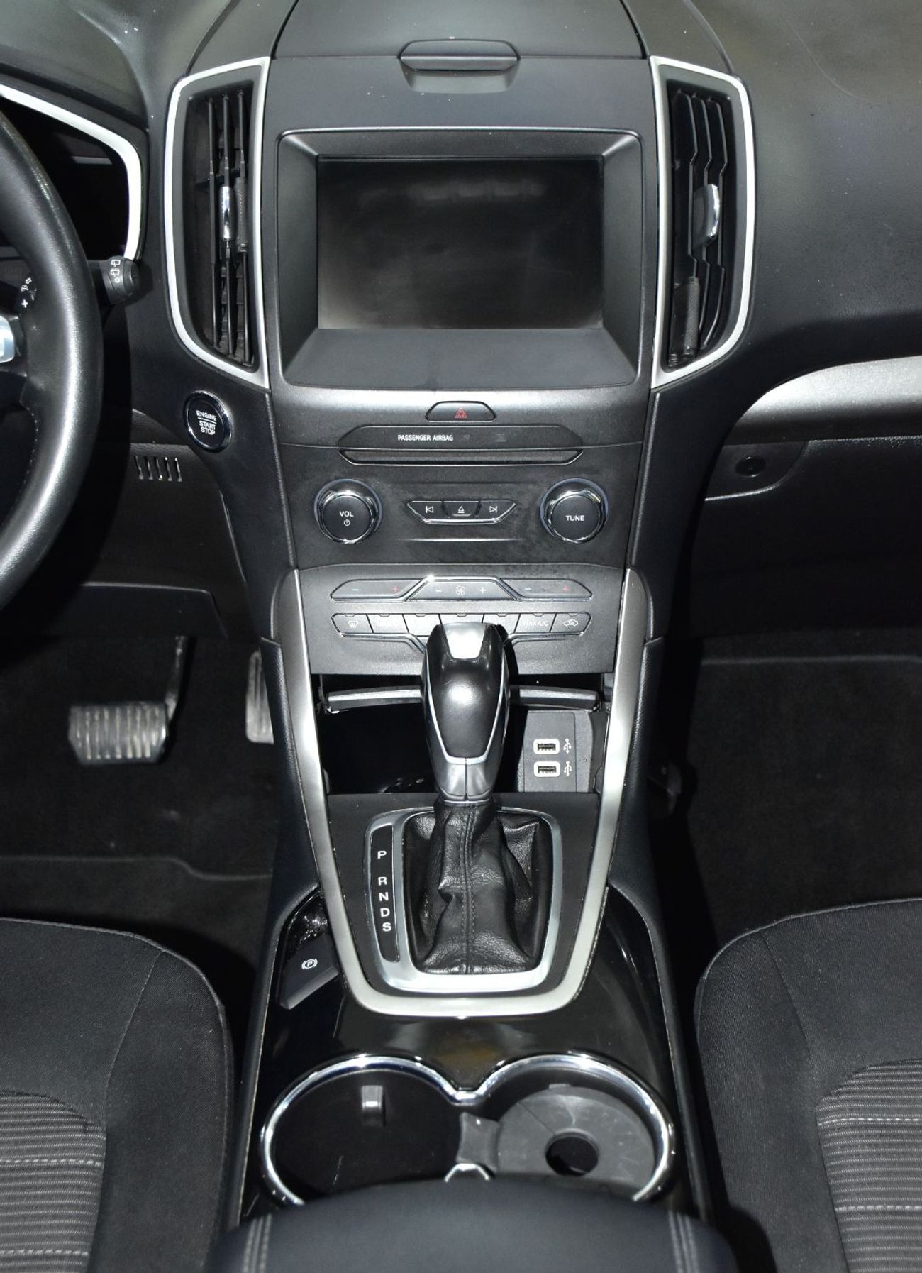 Ford Edge EXCELLENT DEAL for our Ford Edge SEL AWD ( 2018 Model ) in Grey Color GCC Specs