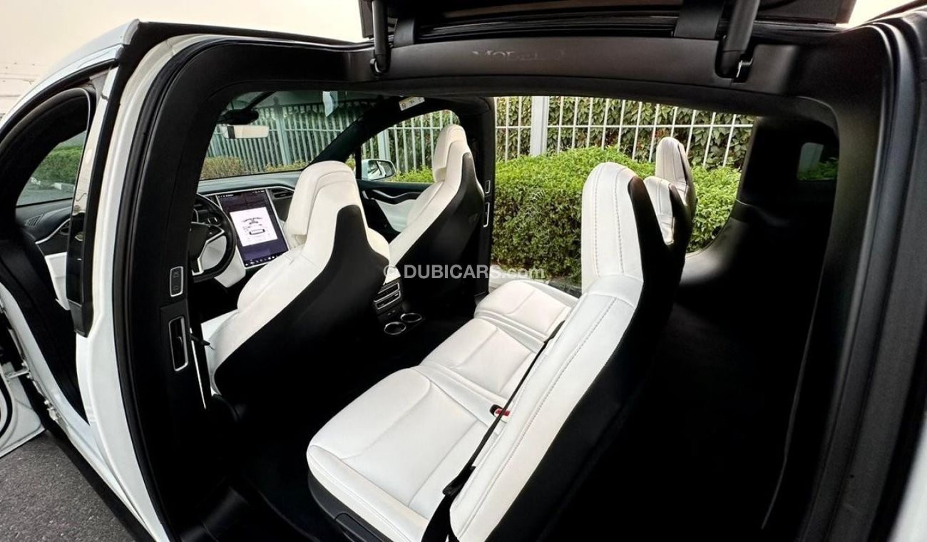 Tesla Model X 90D original paint, clean car, GCC