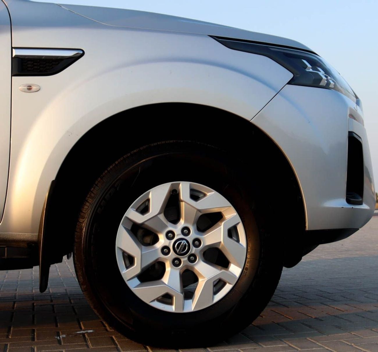 نيسان إكستيرا SE 2.5L RWD Nissan x-terra 2.5L 2022 GCC accident free in excellent condition 1538 P.M