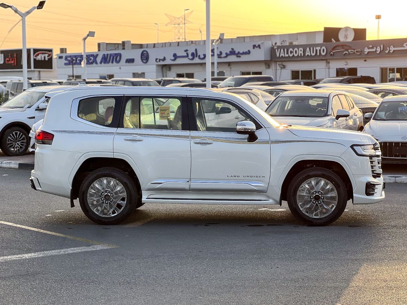 Toyota Land Cruiser EXPORT ONLY - 2026 LC300 VX 4.0L (Highest Spec - Oman)