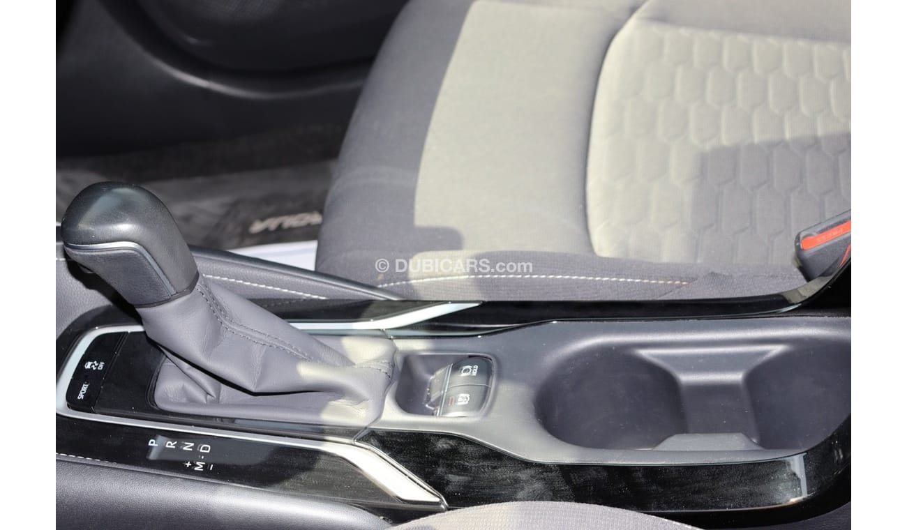 Toyota Corolla Toyota Corolla Hatchback SE / 2019 / Canadian / Low mileage