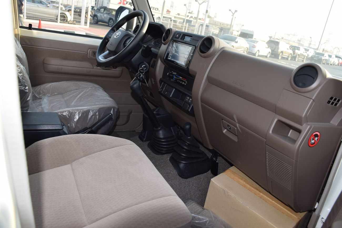 Toyota Land Cruiser LC 78 HARDTOP