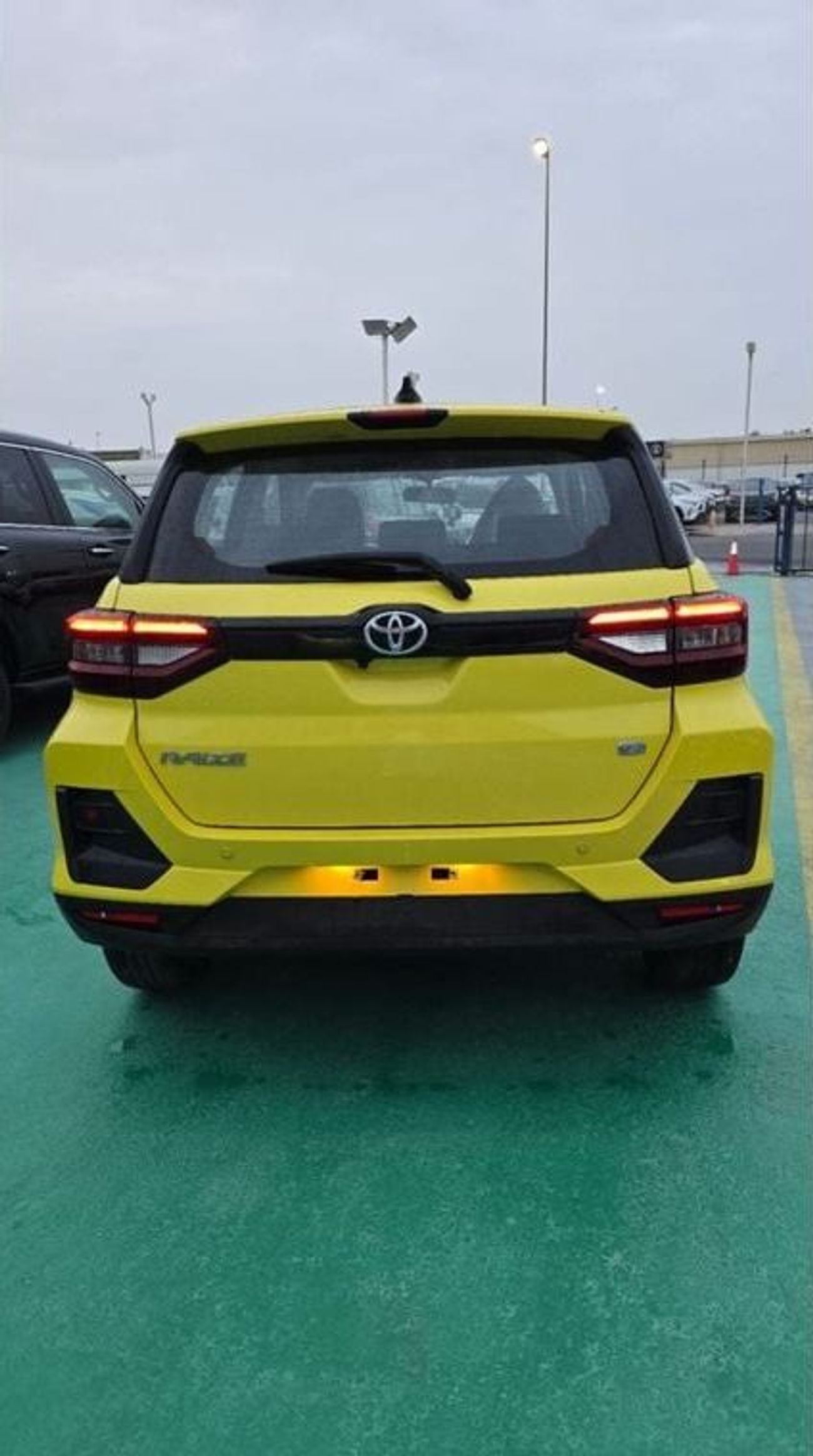 تويوتا ريز TOYOTA RAIZE FULL OPTION GCC