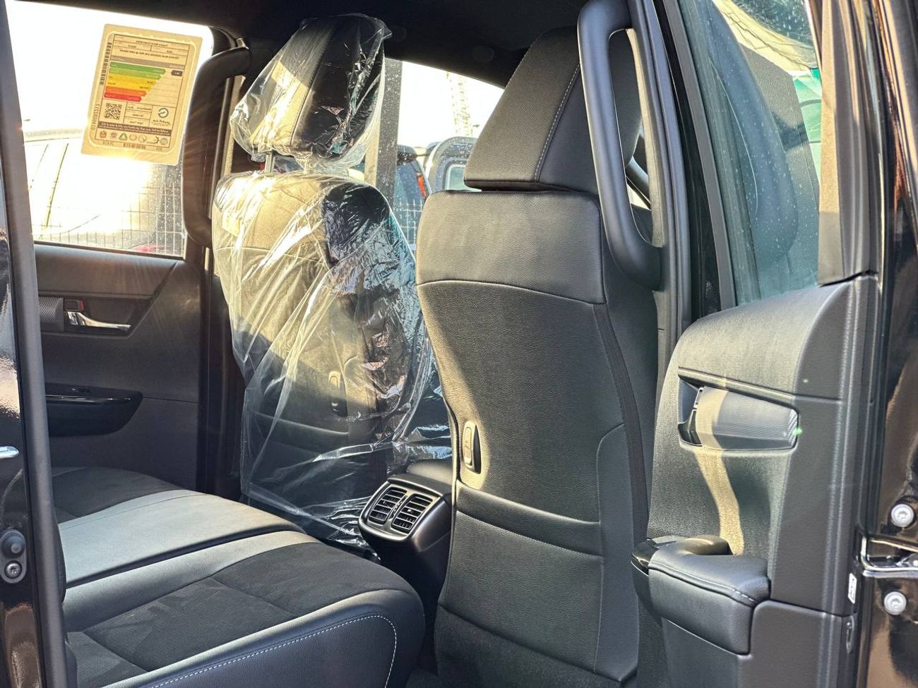 تويوتا هيلوكس GR-S 2.8 لتر 4X4 ديزل أوتوماتيك // 2026 // كاملة المواصفات مع مشغل DVD وكاميرا 360 درجة، ونظام مراقب