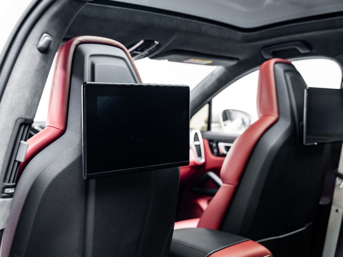 Porsche Cayenne GTS 4.0L (460 HP) 2022 Porsche Cayenne GTS Coupe, March 2026 Porsche Warranty, Full Service History,