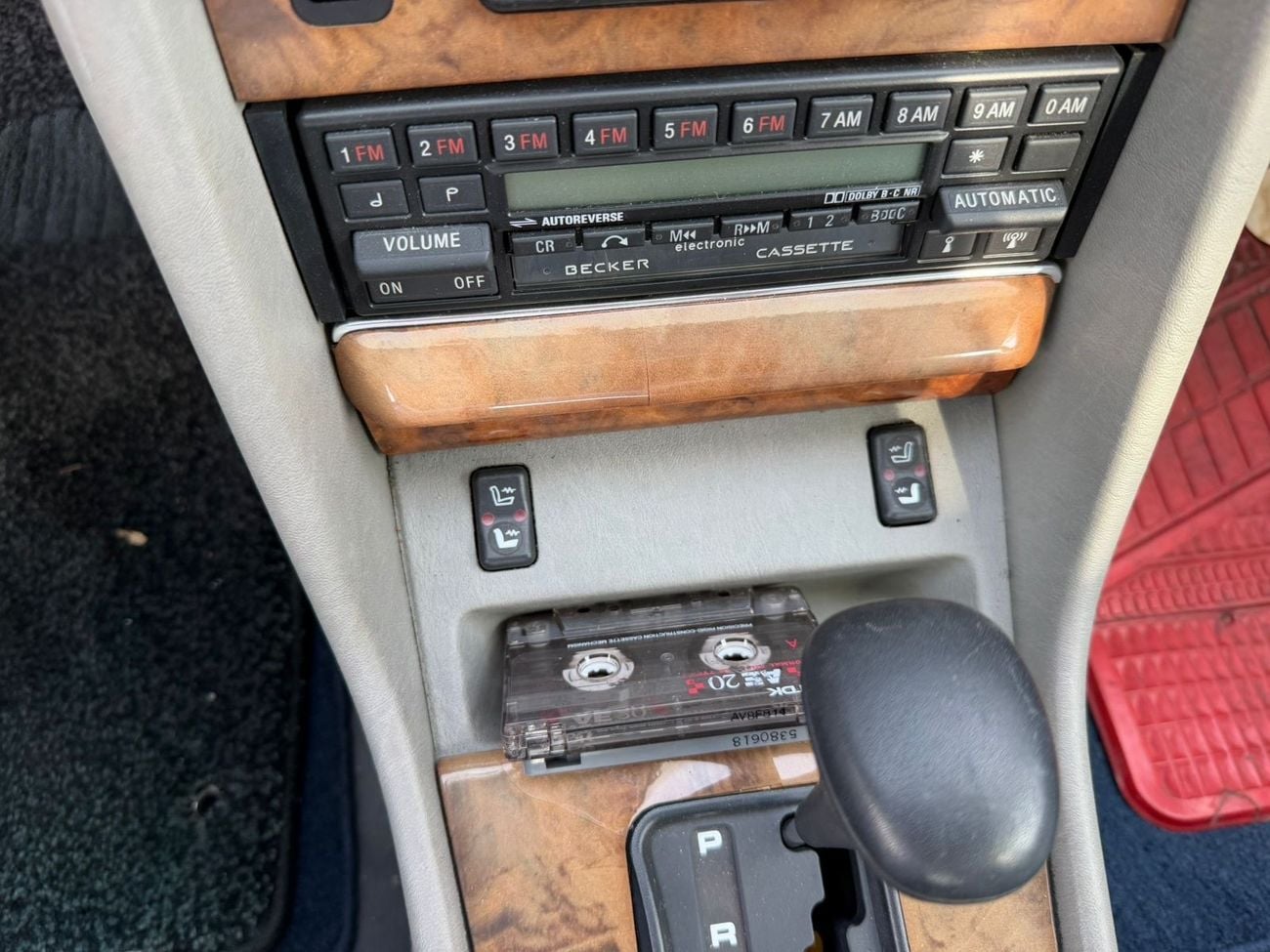 مرسيدس بنز 500 SEL