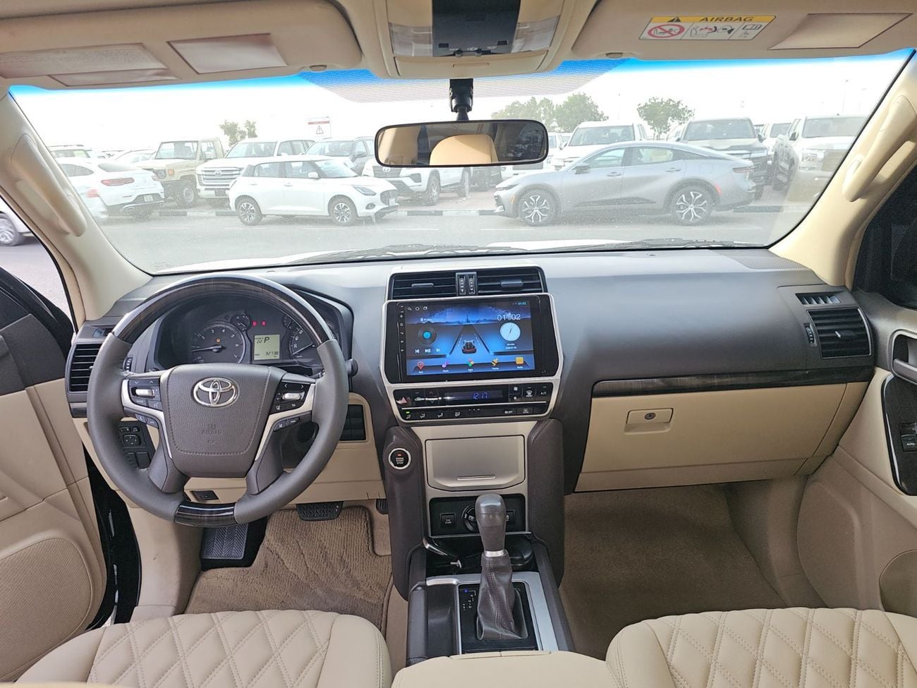 Toyota Prado TX-L Top 2.7L LHD-4WD-Automatic-Petrol-GCC specs-6 Cylinders-7Seats-5 Doors