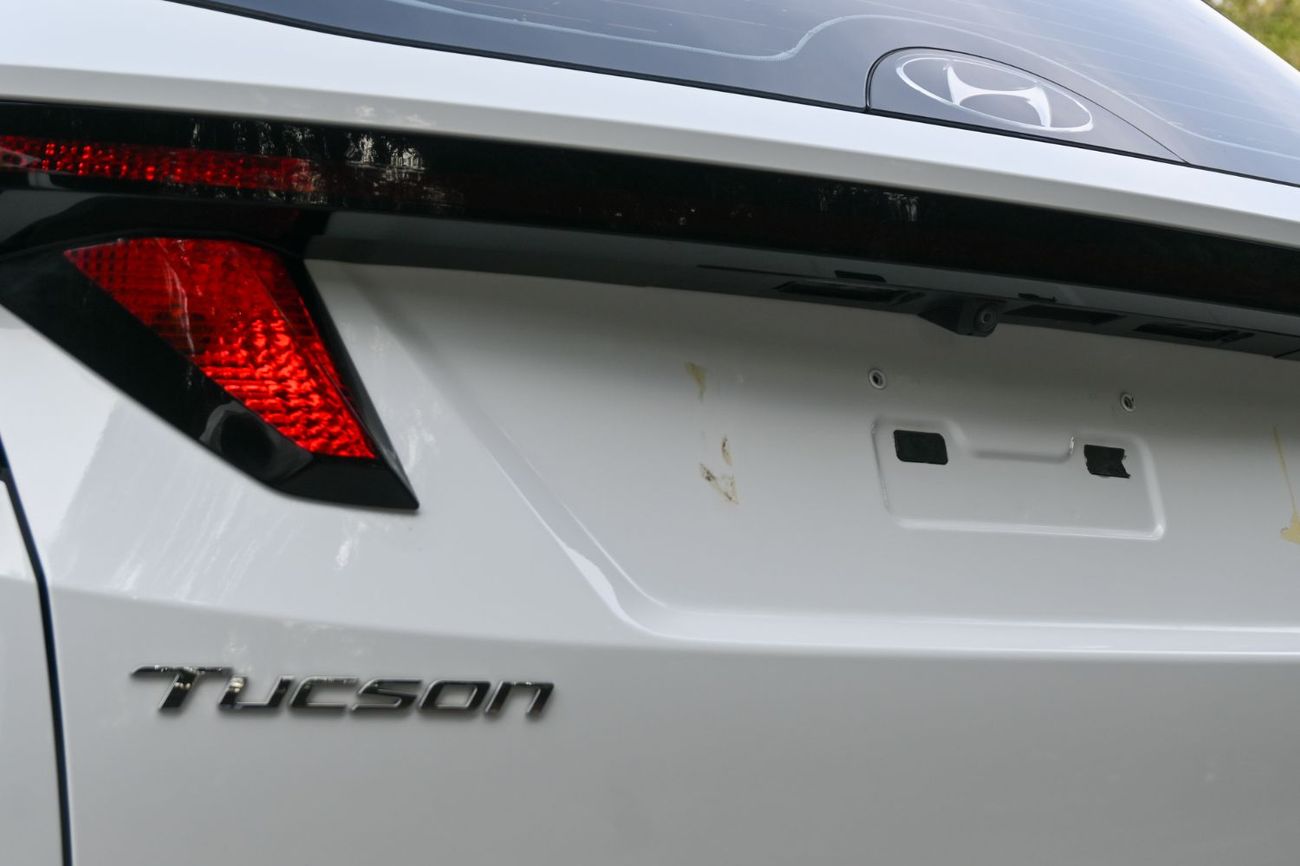 هيونداي توسون 2.0L Smart (FWD)