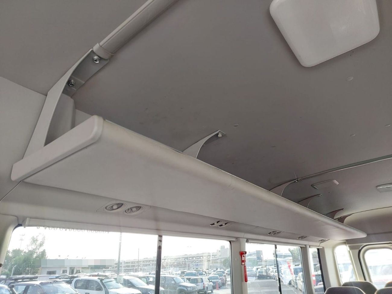 Toyota Coaster TOYOTA COASTER BUS RHD 2017 MODEL 4.0 L DIESEL AUTOMATIC(PM00207)