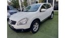 Nissan Qashqai Gulf model 2008, white color, Forel alloy wheels, sensors, in excellent condition