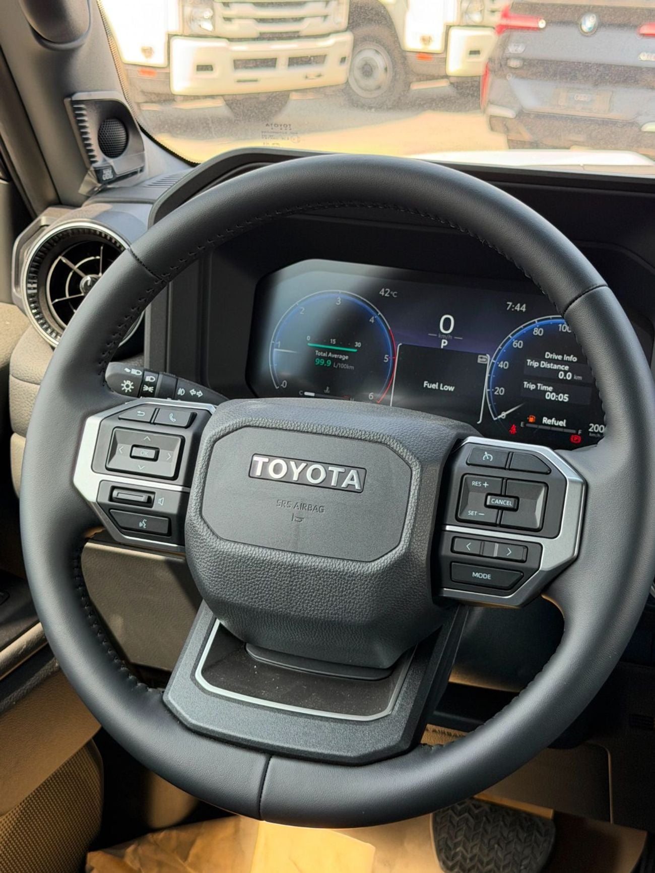 Toyota Prado VXR Diesel 7 Seater full option(Export to west africa only)