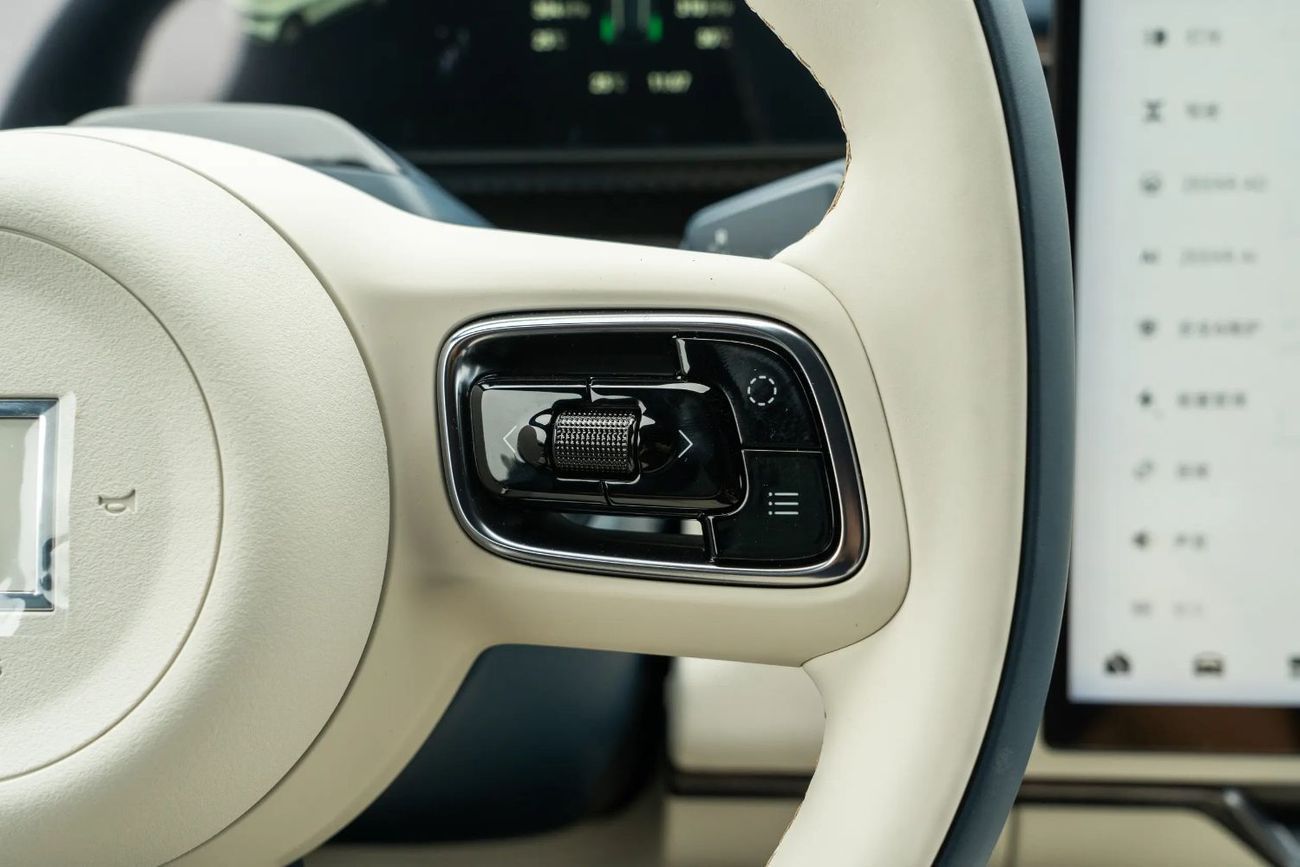 Zeekr 7X 100 kWh Long-Range All-Wheel Drive Intelligent Driving Edition