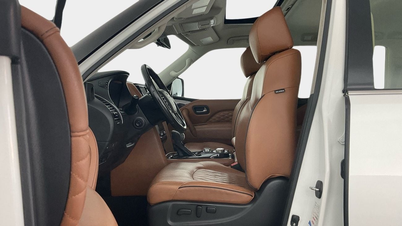 إنفينيتي QX80 LUXURY PROACTIVE 5.6 8STR 4WD AUTO LUXE PROACTVE TOW | شامل الضمان | 0 ﺪﻔﻋﺓ ﺃﻮﻟﻯ