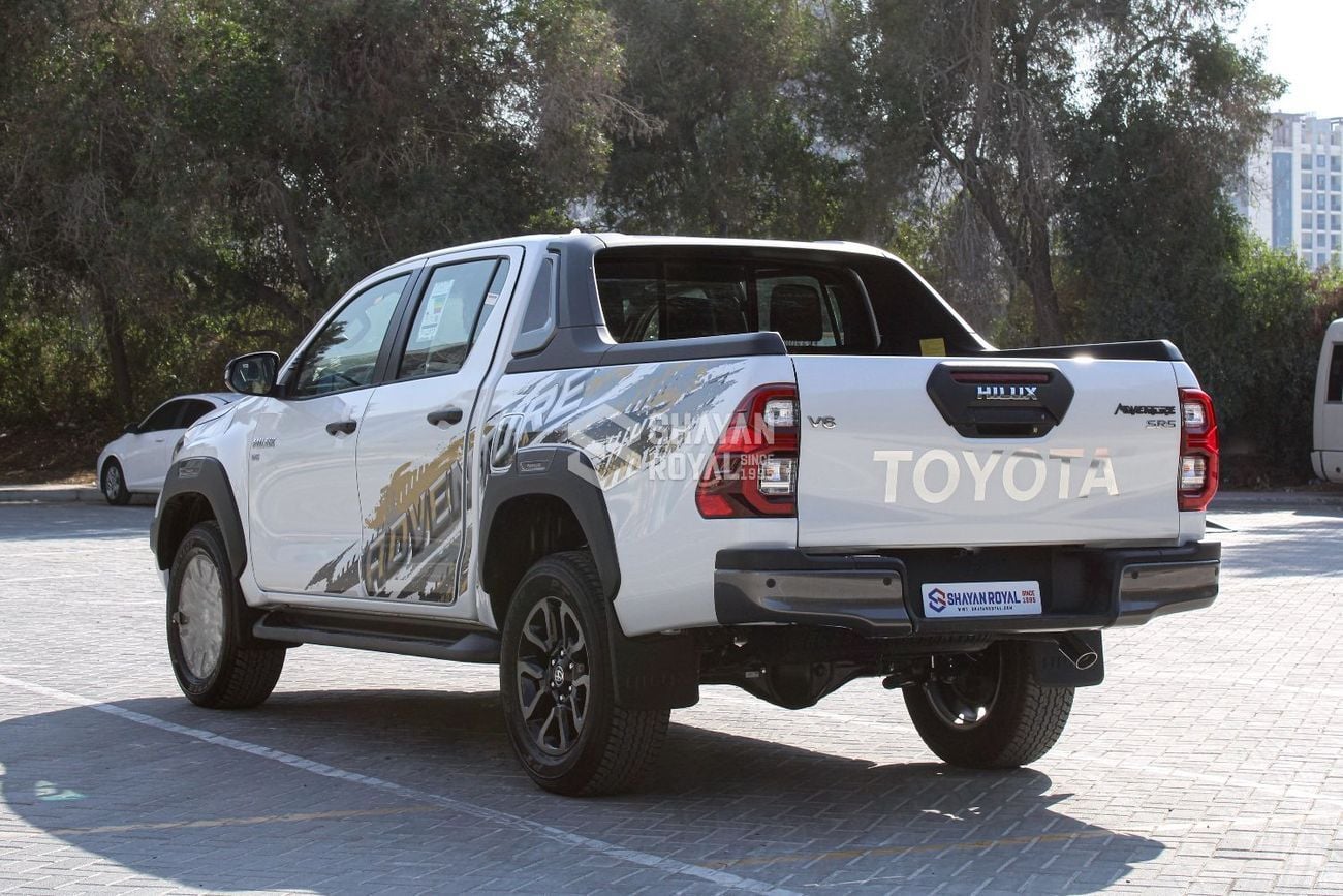 تويوتا هيلوكس ADVENTURE 4.0L V6 PETROL DC AT 4WD 2026MY