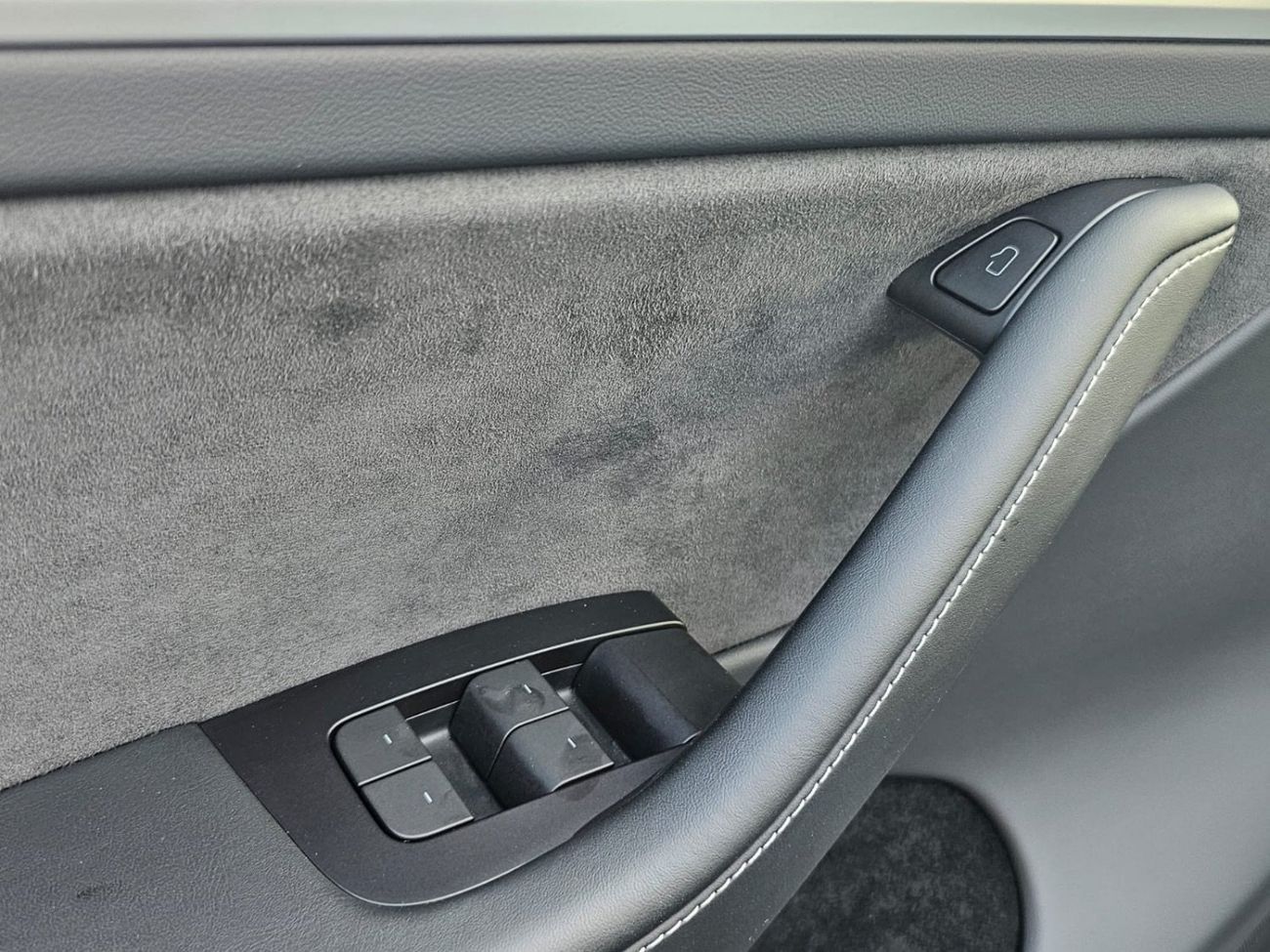 تسلا موديل Y Performance (AWD)