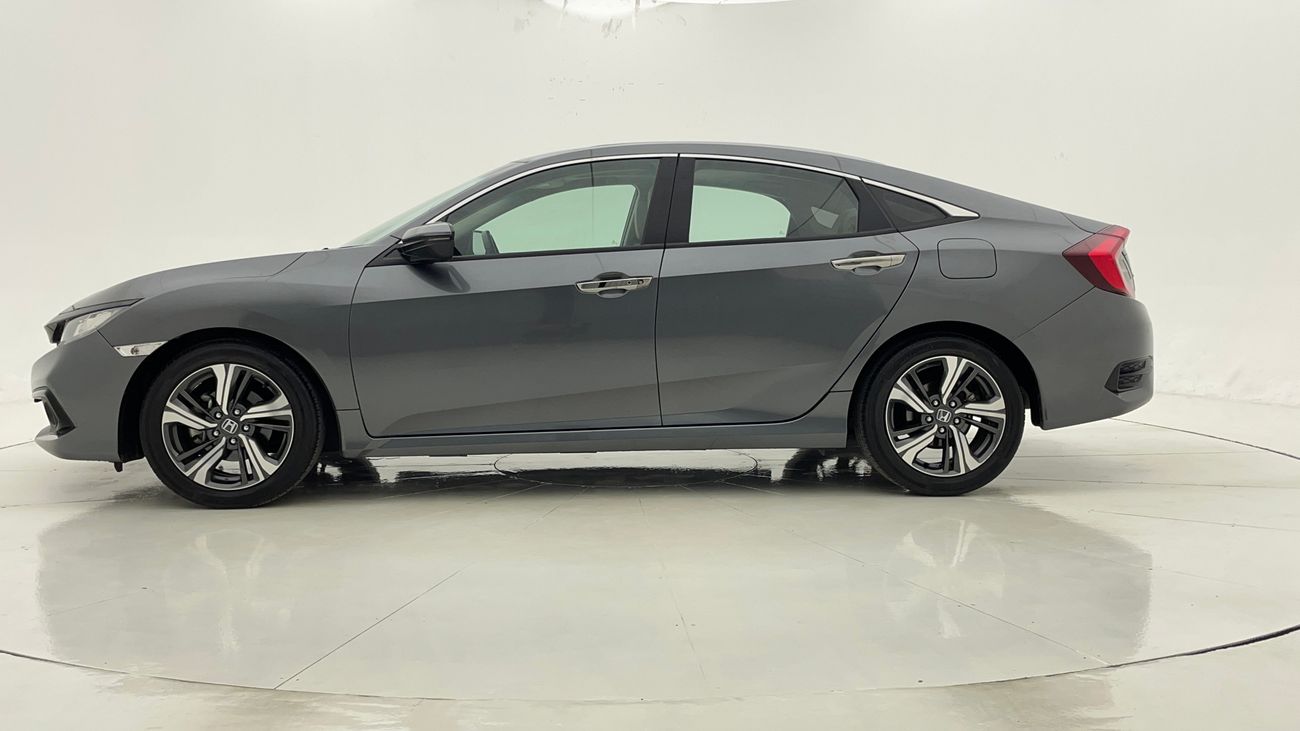 هوندا سيفيك LX SPORT 1.6 | بدون دفعة مقدمة | اختبار القيادة في المنزل