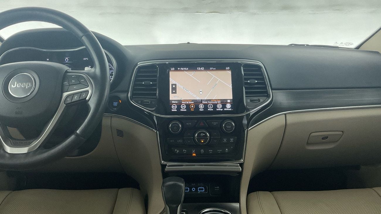 Jeep Grand Cherokee Limited | upto AED 20,000 Ramadan Discount | Guaranteed Warranty | 0 Down Payment