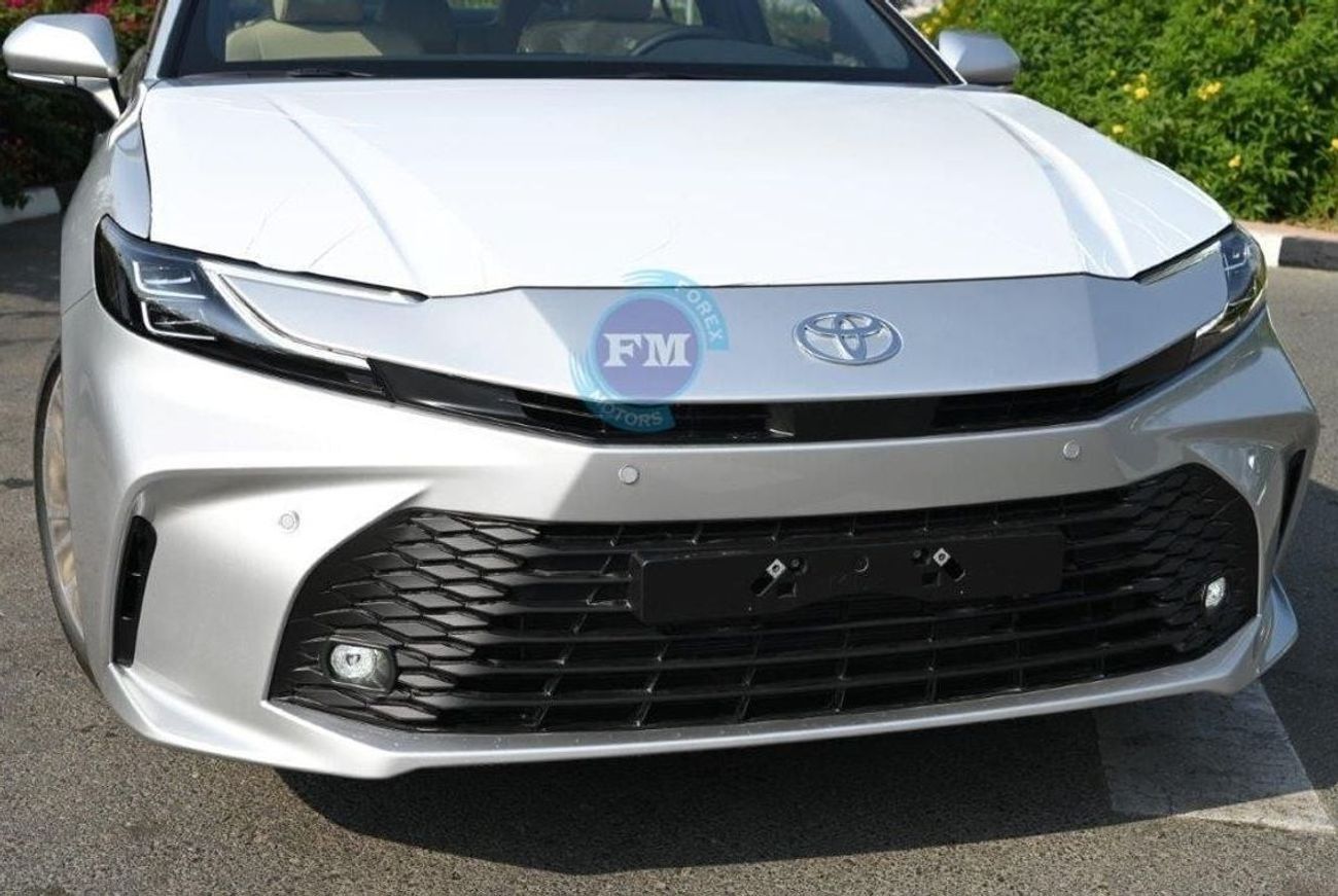 تويوتا كامري LE Hybrid 2.5L Automatic