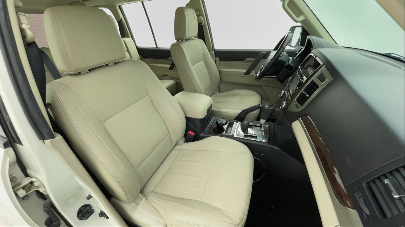 Mitsubishi Pajero GLS HIGHLINE 3.8 | Zero Down Payment | Home Test Drive