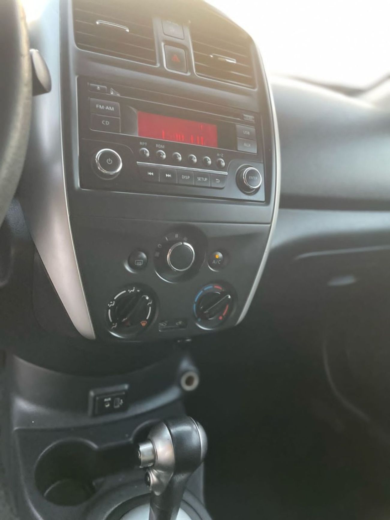 Nissan Versa 2018 Nissan Versa (Sunny) SV 1.5L V4 MidOption + Leather Seats -